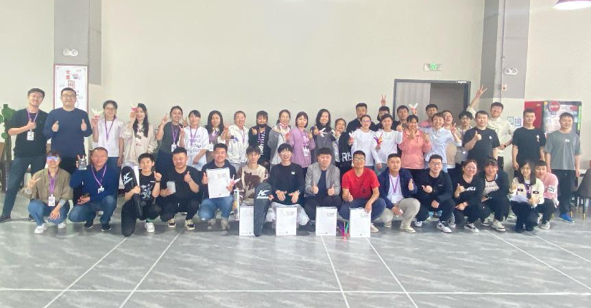 “踢开烦恼,毽康你我青春季”—优欣光科技举办第一届踢毽子比赛